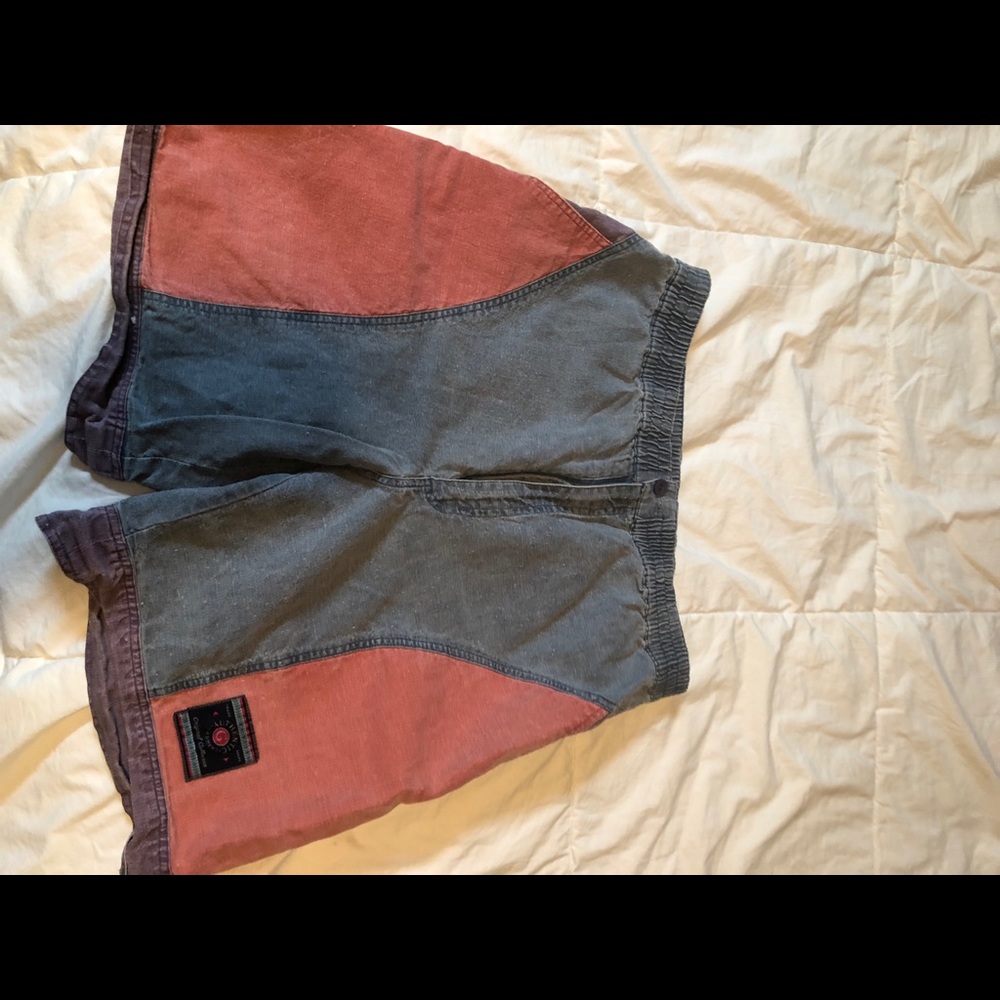 Elastic waist shorts